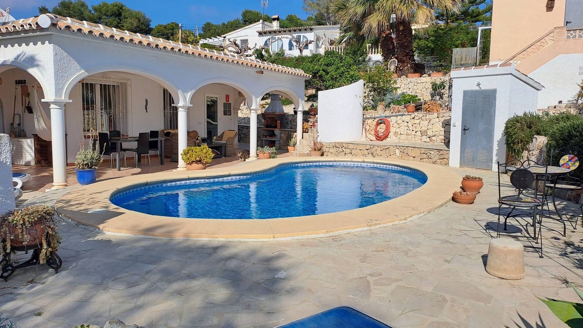 El Tesoro Villa | Air-conditioned villa, 2 bedrooms, 2 bathrooms, WIFI, private pool and parking, near beaches