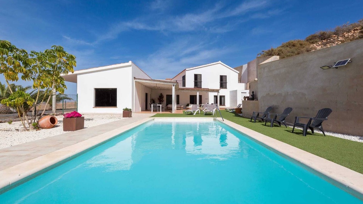 Pajara Villa | Air-Conditioned Villa "Selena" with Pool, Garden & Wi-Fi