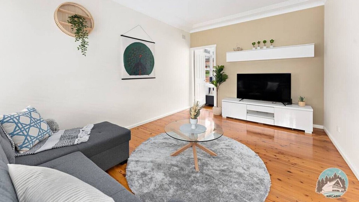 North Ryde House | Aircabin - North Ryde - Peaceful - 4 Beds House