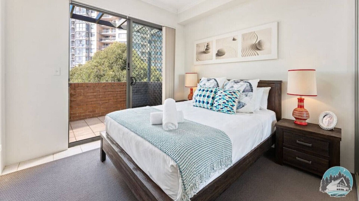 Parramatta Apartment | Aircabin | Parramatta | Free Parking | 1 Bed Apt