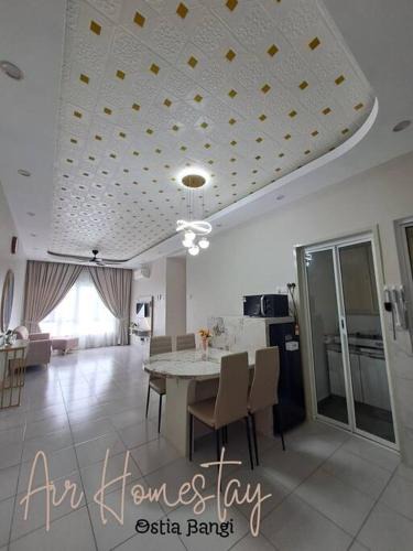Bandar Baru Bangi Apartment | AirHomestay Ostia Bangi Pool & Sunset view Wifi