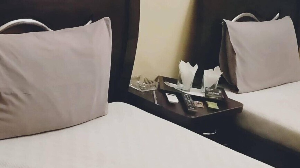 Karachi Hotel | Airport Guest House