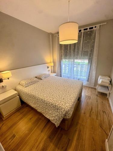 Rejas Apartment | Airport Madrid Plenilunio Suites blue
