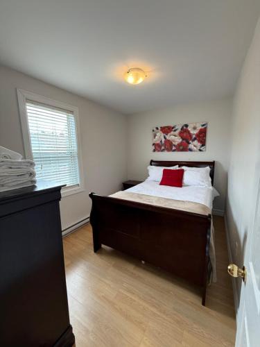 Terra Nova Apartment | Airport Manor Unit 3, 2 Bedroom Apartment