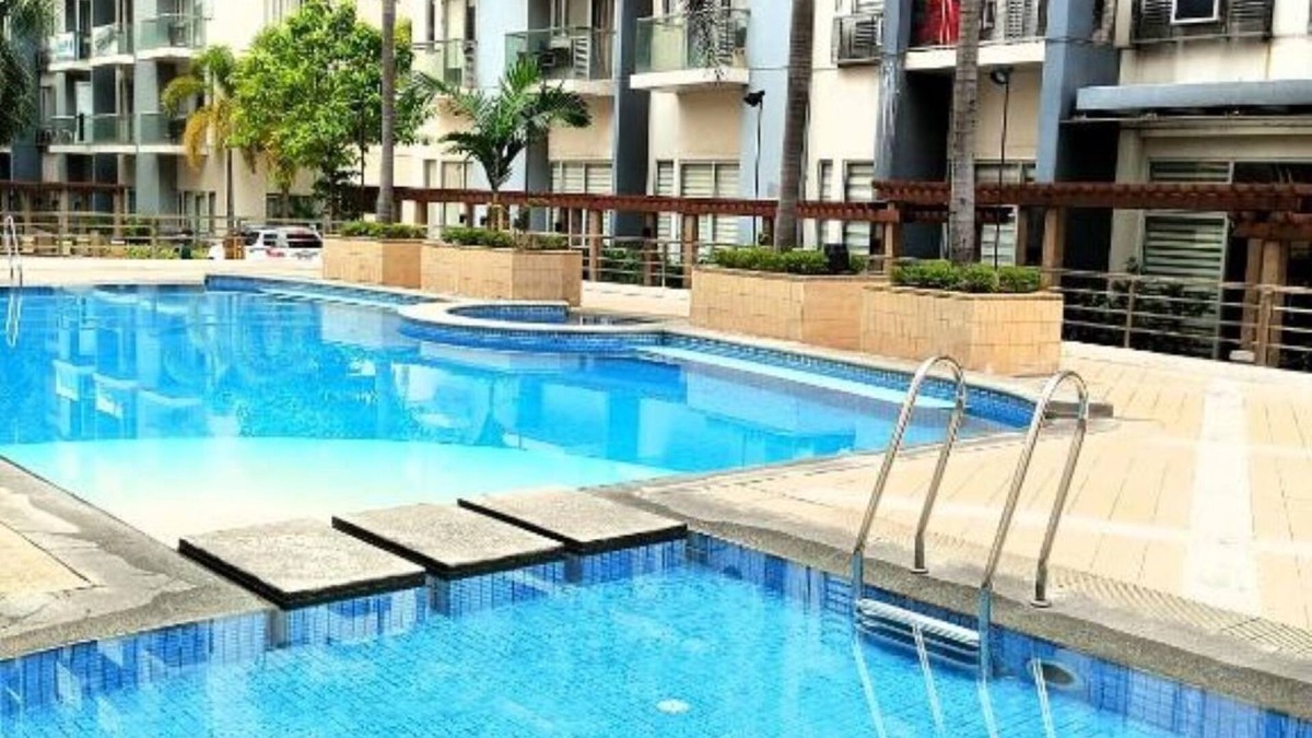 Moonwalk Apartment | Airport Palm Tree Manila - 7