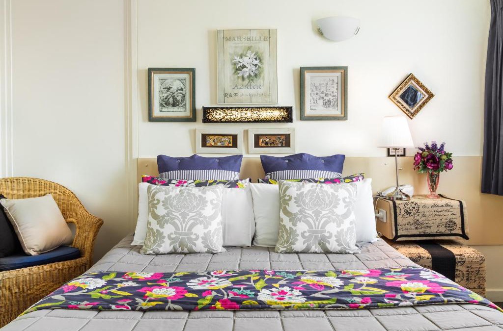 Hamilton Hotel | Airport Riverview Motel