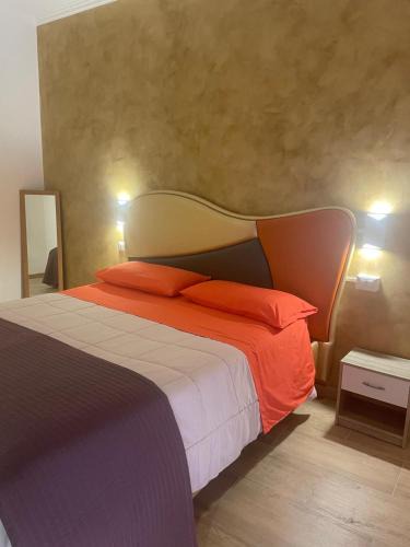 Azzano San Paolo House | airport room -1