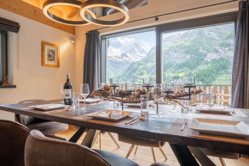 Zermatt Apartment | Akelei Penthouse by HomeFlow