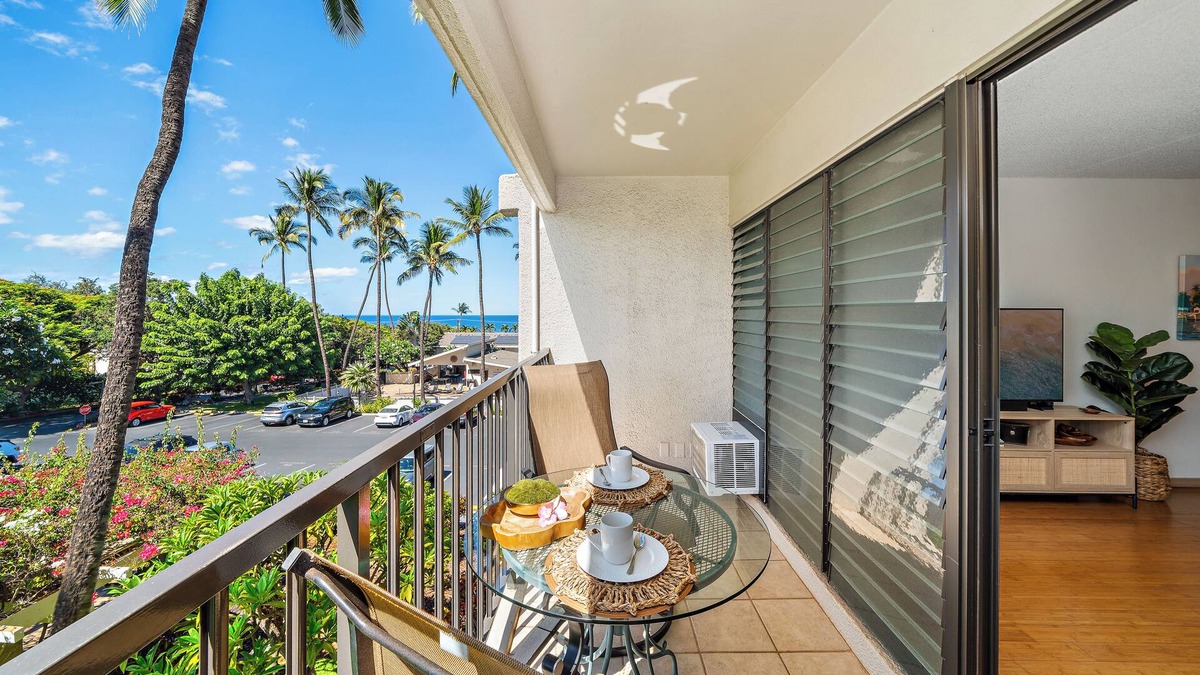 Kihei Condo | AKH C303 Updated 1BD Kihei Condo with Ocean Views