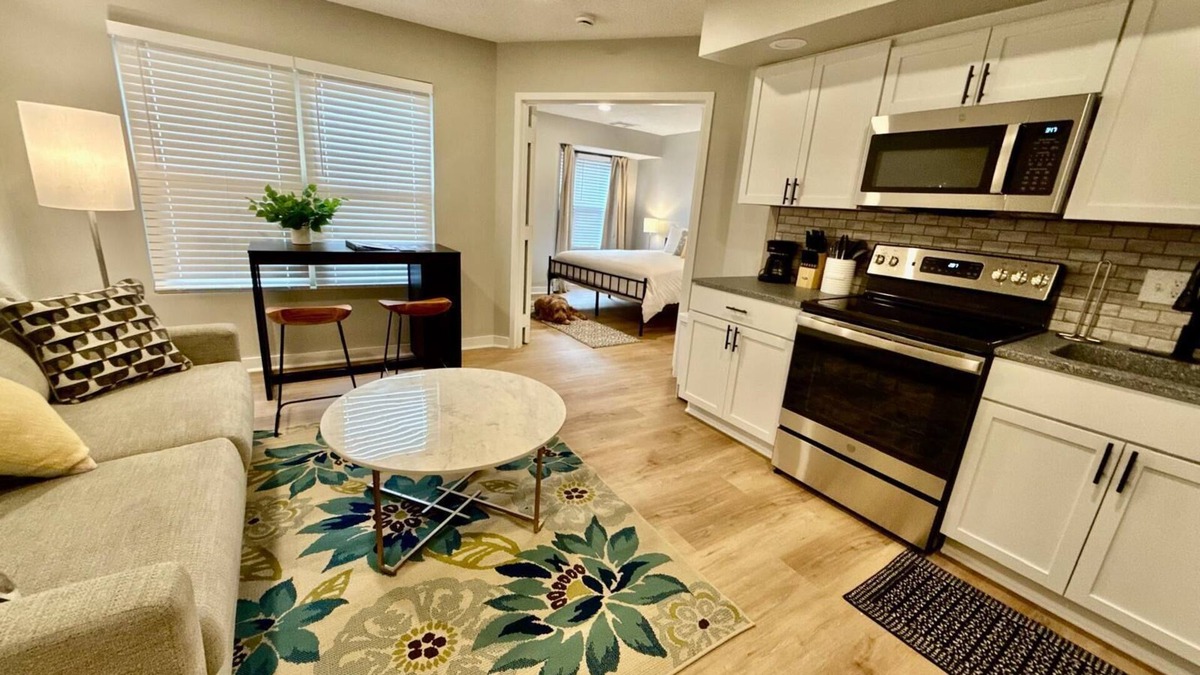 South Central Omaha Apartment | Aksarben living- NEW-step free entrance- parking