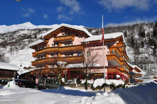 Reckingen Hotel | Aktiv- und Genusshotel Alpenblick