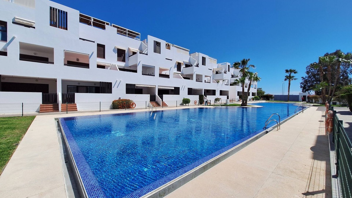 Vera Beach Apartment | AL 134 - Apartment with private garden in Vera Playa
