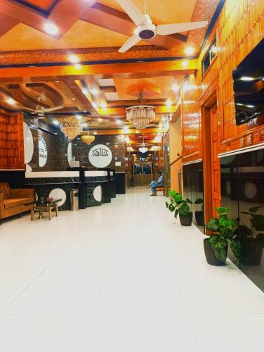 Saddar Town Hotel | AL-AMARAT HOTEL Saddar