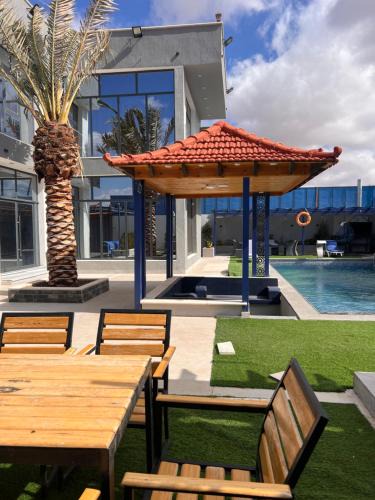 Sahab Ski Chalet | Al Ameer Chalet-Airport