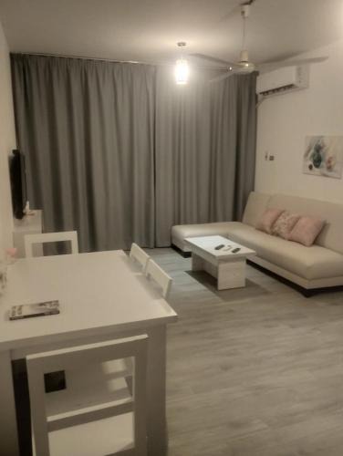 Al Mamsha El Seyahi Apartment | Al-hambra