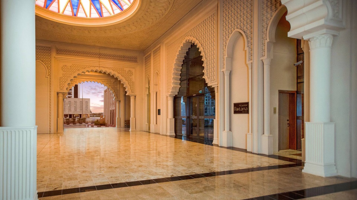 Jadaf Hotel | Al Jaddaf Rotana Suite Hotel