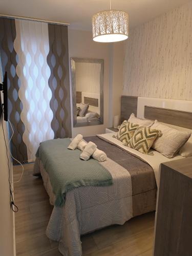 Las Campas y San Claudio Apartment | ¡Al lado de la Clínica Oftalmológica Vega!