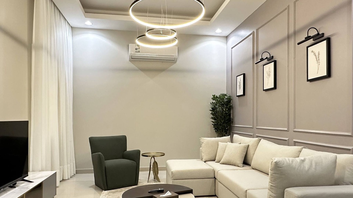 Riyadh Apartment | Al-Mutamarat A-4 Timeless History AG51