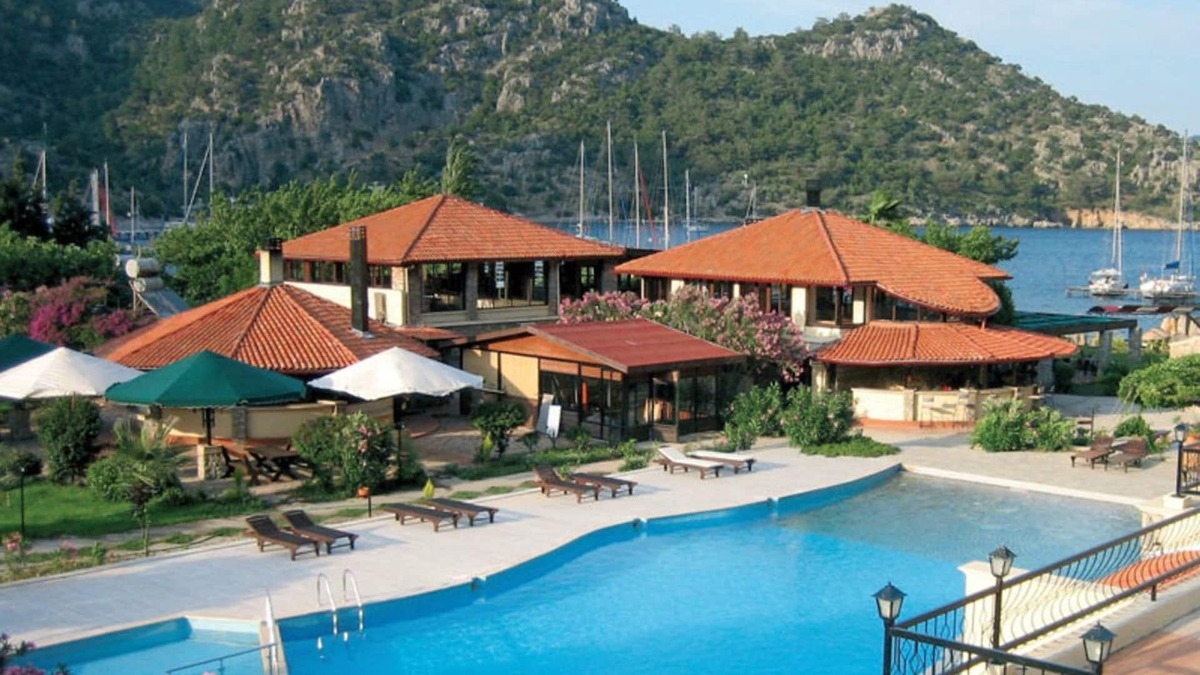 Avlana Hotel | Alarga Sail Boutique Hotel & Yacht Club