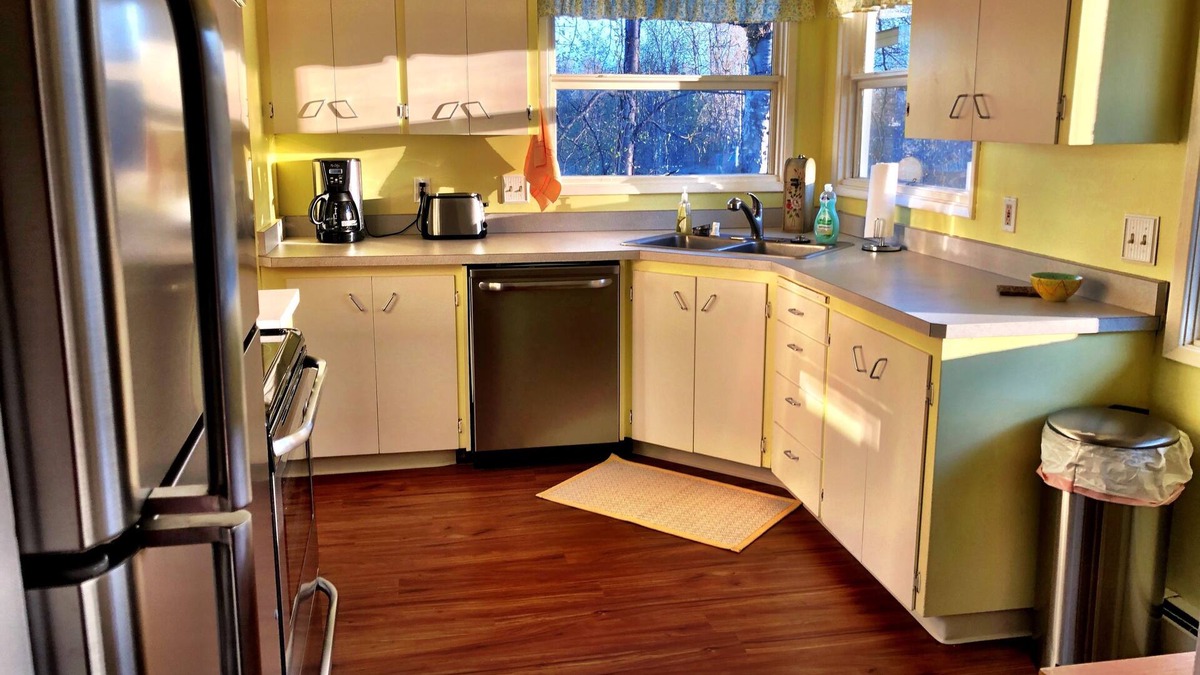 Midtown Anchorage Condo | Alaska Explorer Headquarters