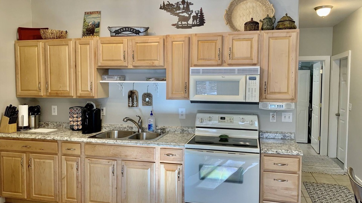 Willow Apartment | Alaska's premier summer and winter recreation destination