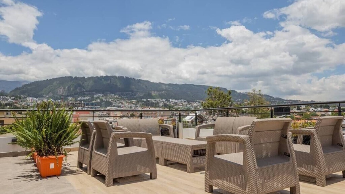 Cumbaya Apartment | Alba Spacious Apartment