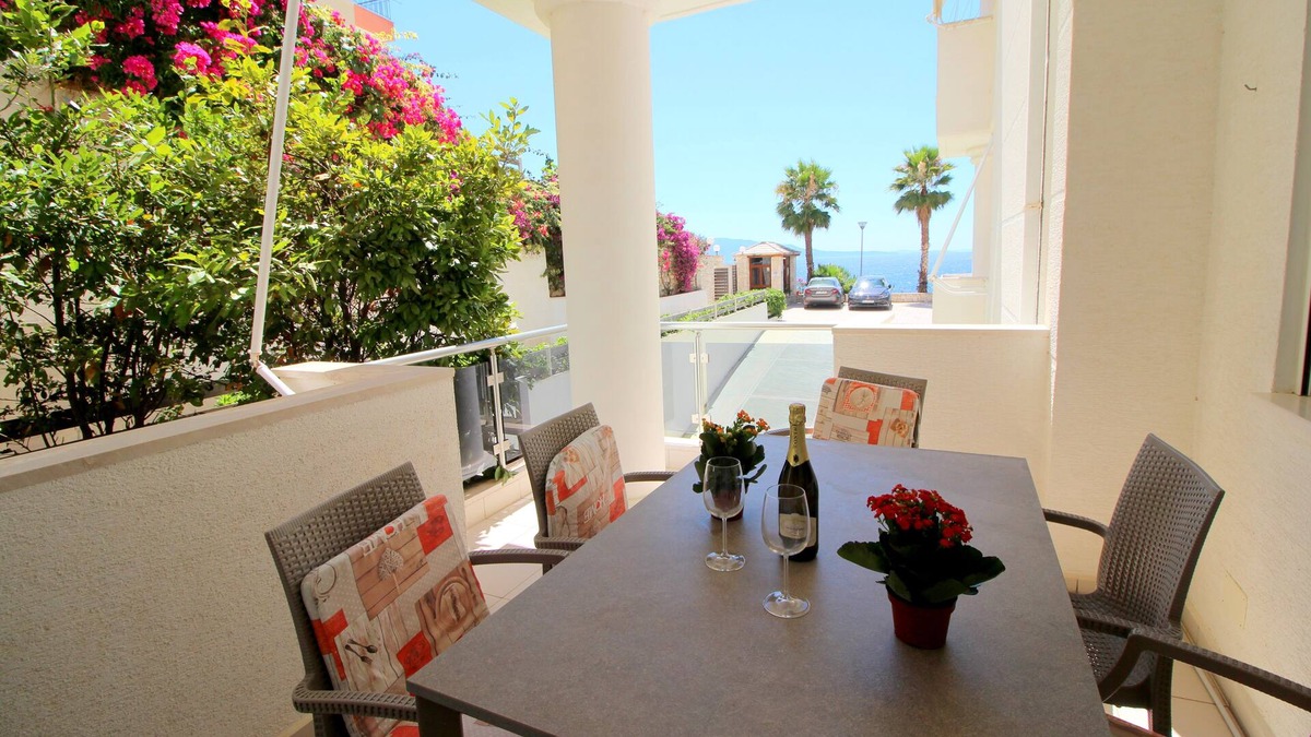 Sarande Apartment | Albania Dream Beachfront Apartment