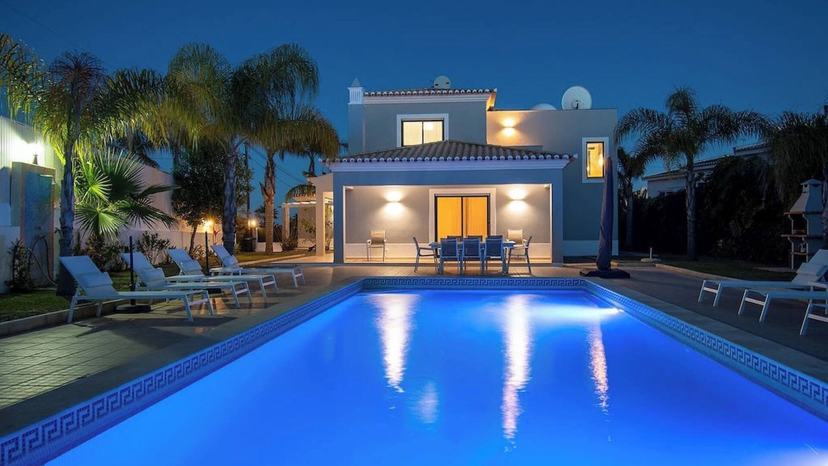 Mato Serrao Villa | Albatroz Gorgeous & Spacious Villa in Carvoeiro