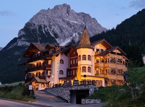 Alba Hotel | Albergo Conturina