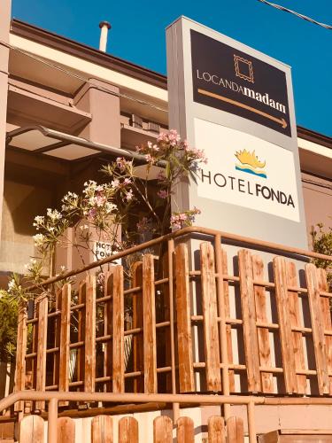 Reggiolo Hotel | Albergo Fonda