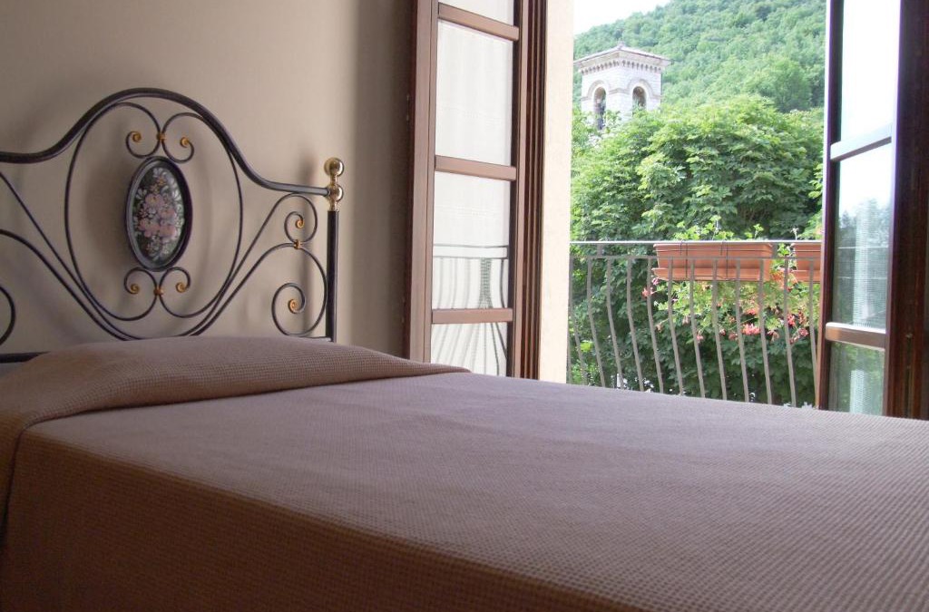 Nocera Umbra Hotel | Albergo La Casa Nel Bosco