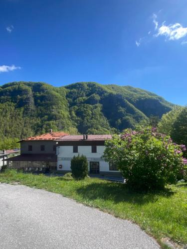 Pian di Novello Hotel | Albergo La Villa