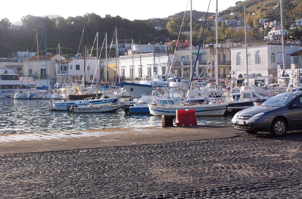Ischia Porto Hotel | Albergo Locanda Sul Mare