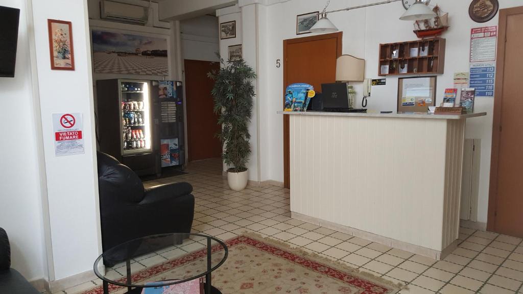 Livorno Hotel | Albergo Pensione Ardenza SELF CHECK-IN