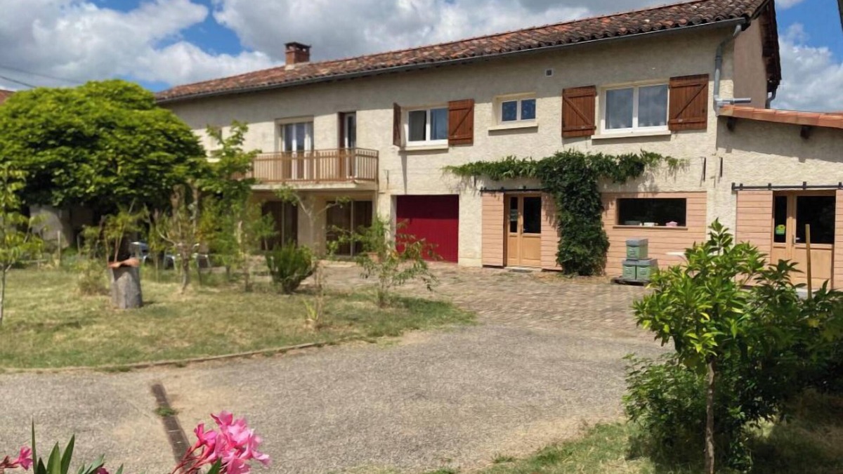Albi Cottage | ALBI - Cœur d'Occitanie Farmhouse in town. Ideal for family, friends, work