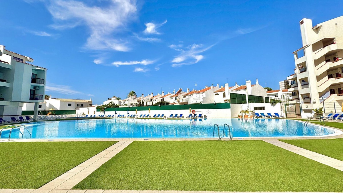 Montechoro Apartment | Albufeira SKY Light With Pool by Homing