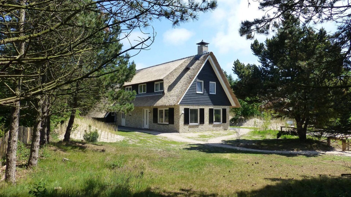 Ballum Villa | Alegria is a comfortable, cozy and practical 9+ villa in a very nice location.