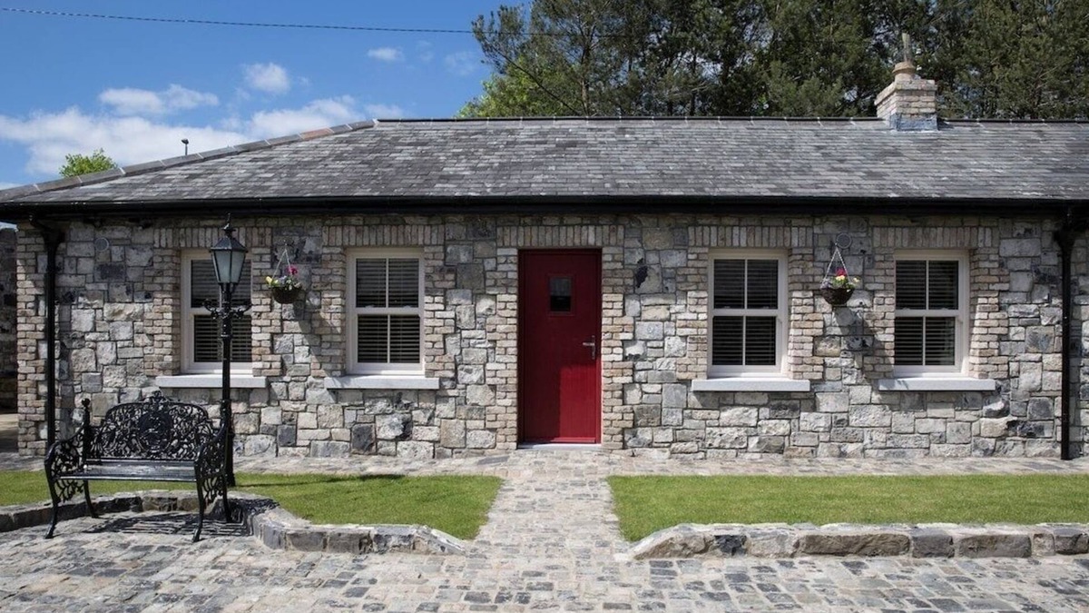 Leixlip Cottage | Alensgrove Cottages No. 01