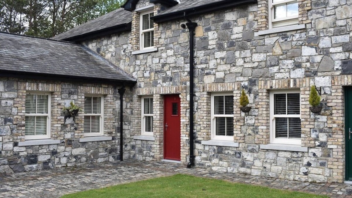 Leixlip Cottage | Alensgrove Cottages No. 03
