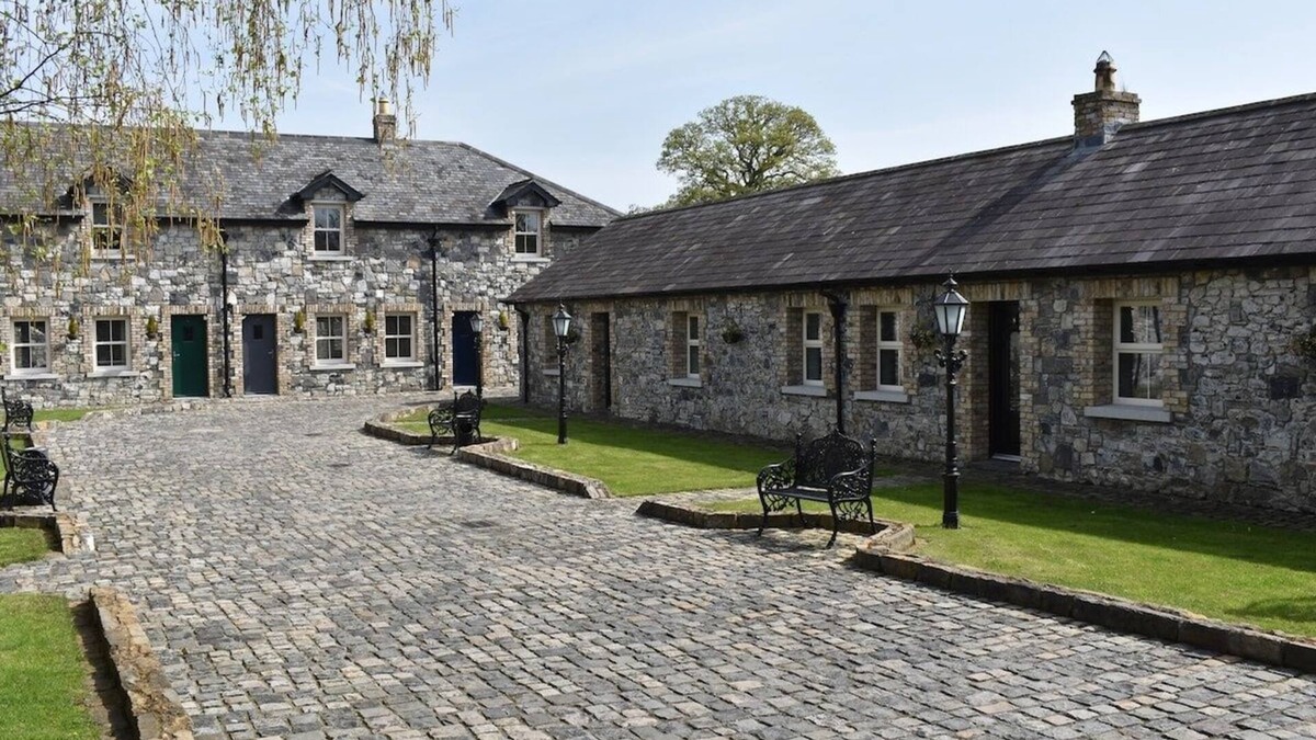 Leixlip Cottage | Alensgrove Cottages No. 06