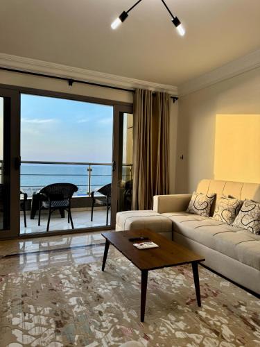 Ar-Raml 1 Apartment | ALEX HOMES - Gleem Luxury Apartments with Direct Sea View