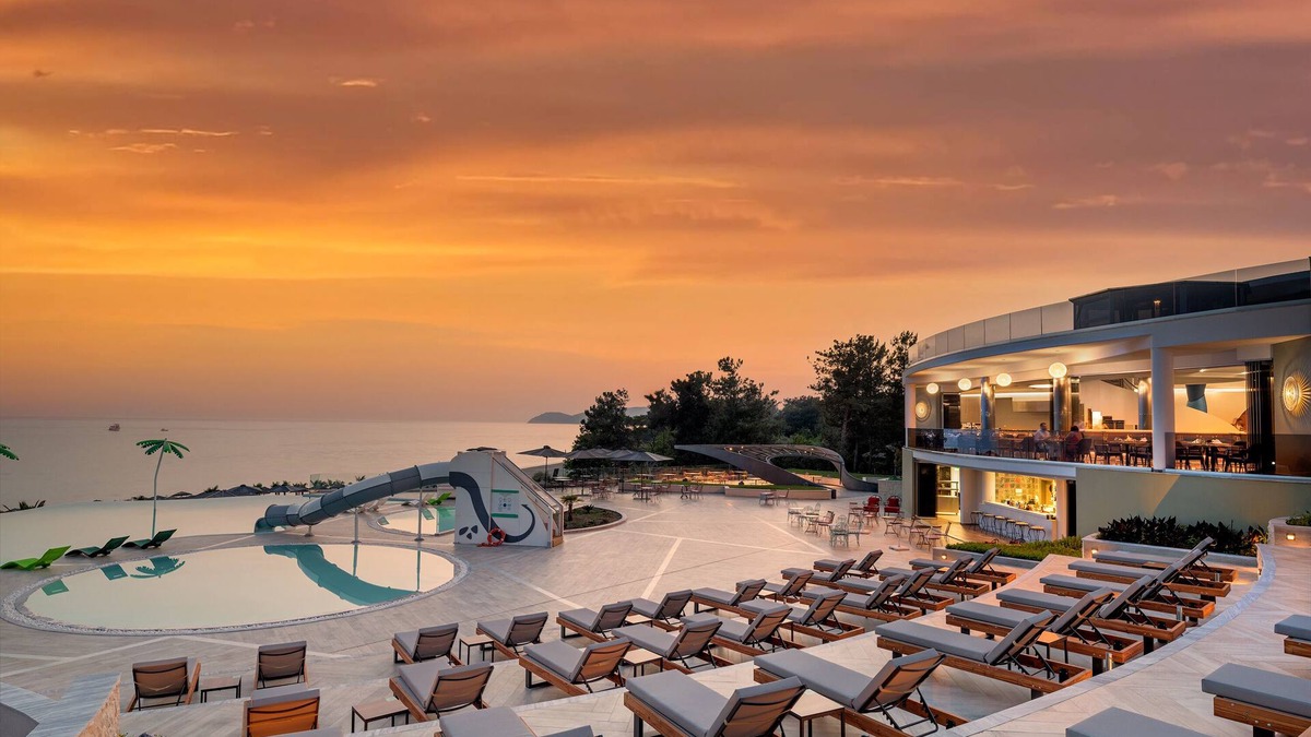 Potos Resort | Alexandra Elegance Bridging Generations