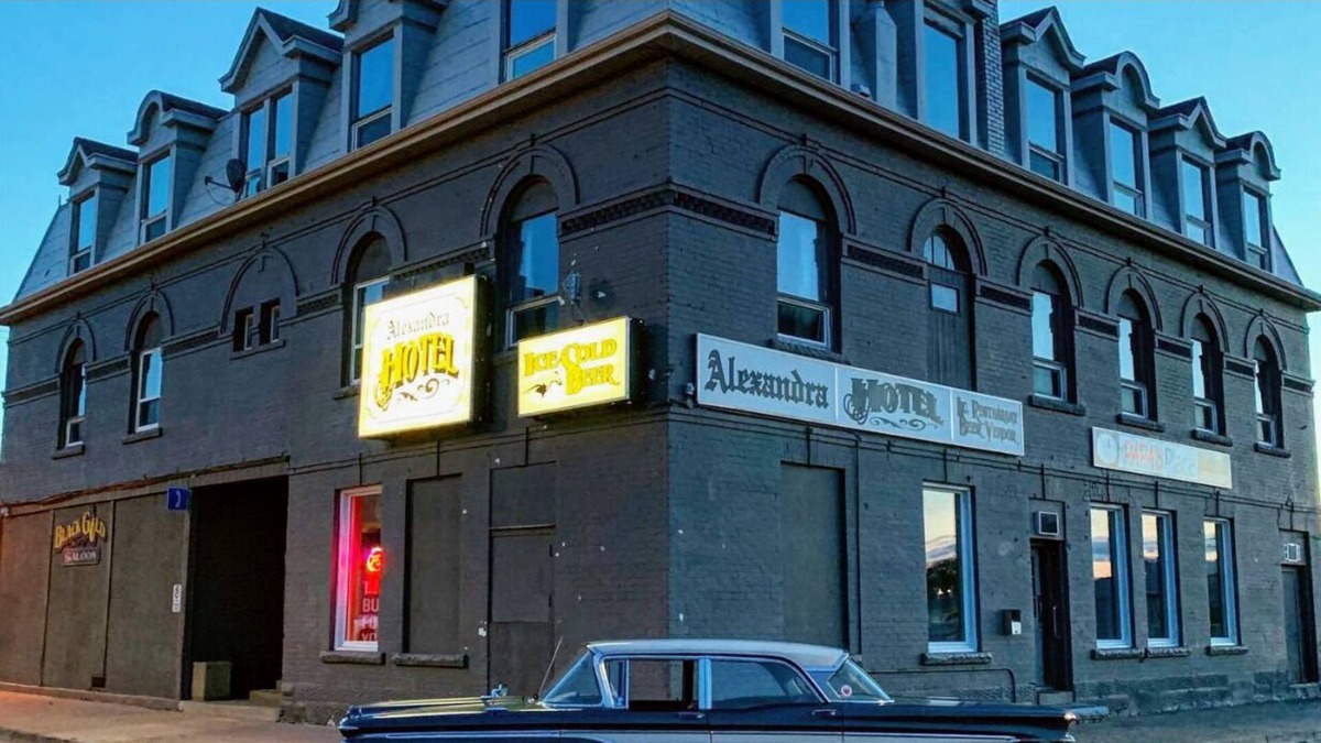 Virden Hotel | Alexandra Hotel