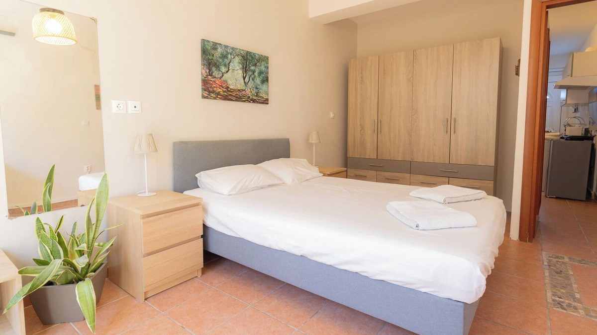 Markopoulo Mesogaias House | Alexandra's apartment - 5 min walk to the beach