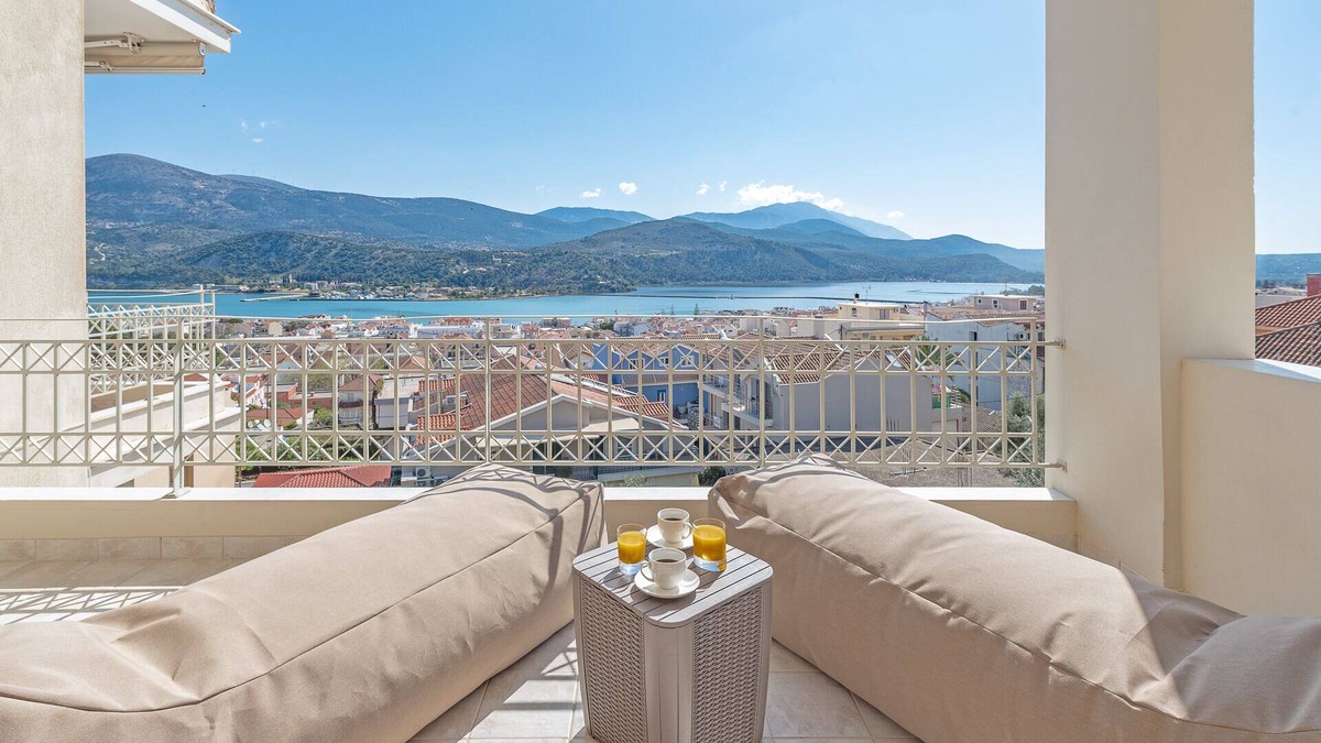 Kefalonia Apartment | Alexandra's cozy sea view apartment