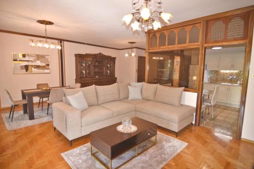 Kastoria Apartment | Alexandra Welcome Maxi Place