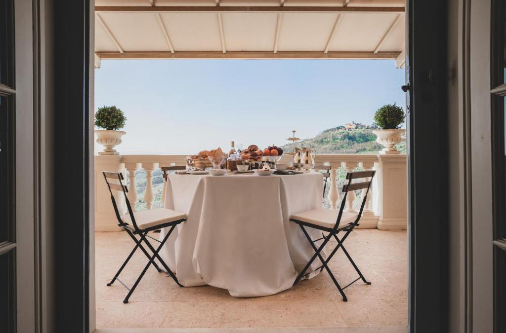 Margine Coperta-Traversagna Villa | Alfresco luxury Villa with Heated pool