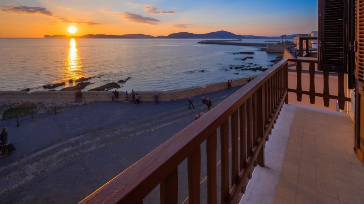 Alghero City Centre Apartment | Alguerhome Casa Blu, sea view