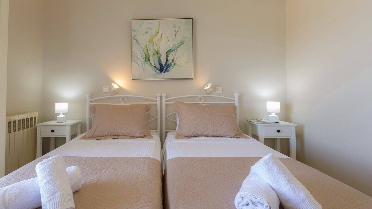Apraos Apartment | Alisachni Seaside Serenity