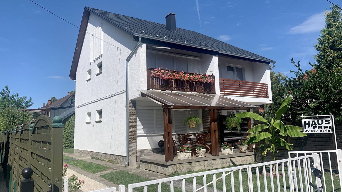 Balatonboglar Apartment | Alkotmány Apartment in Strandnähe